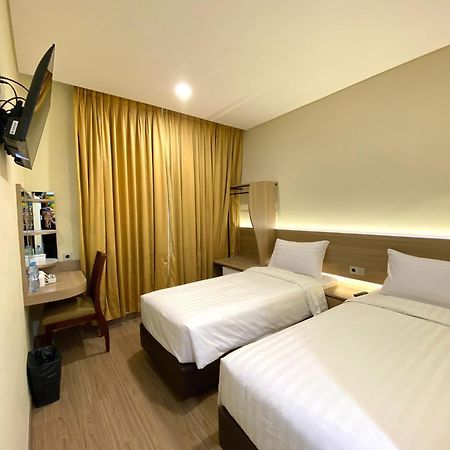 Grand Pasundan Convention Hotel Bandung Buitenkant foto