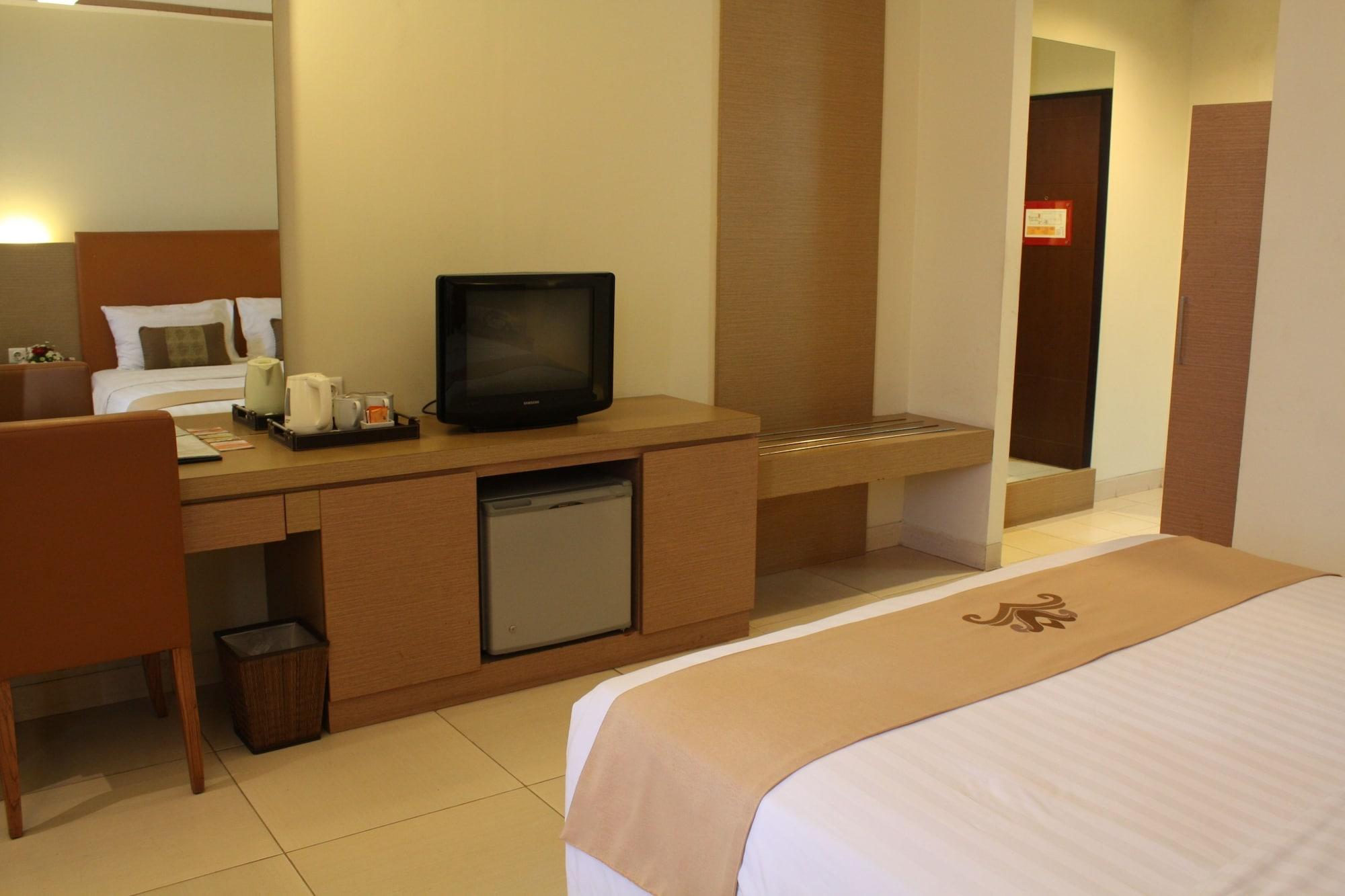 Grand Pasundan Convention Hotel Bandung Buitenkant foto