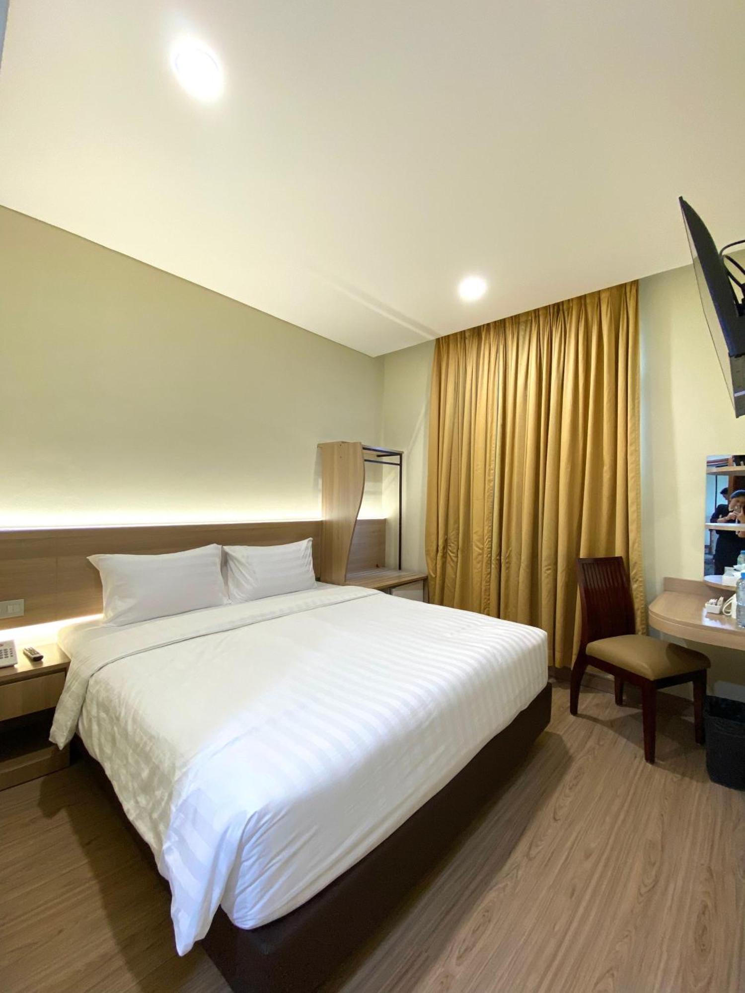 Grand Pasundan Convention Hotel Bandung Buitenkant foto