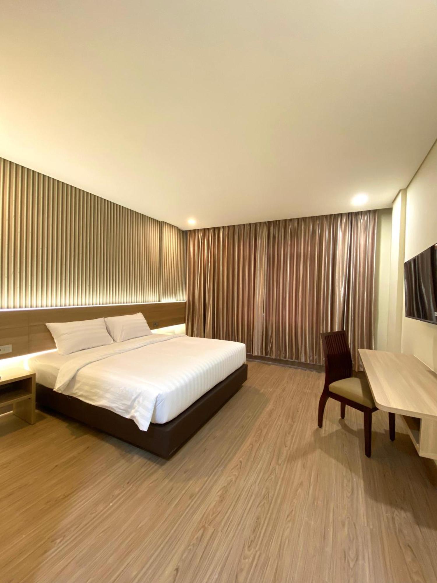Grand Pasundan Convention Hotel Bandung Buitenkant foto