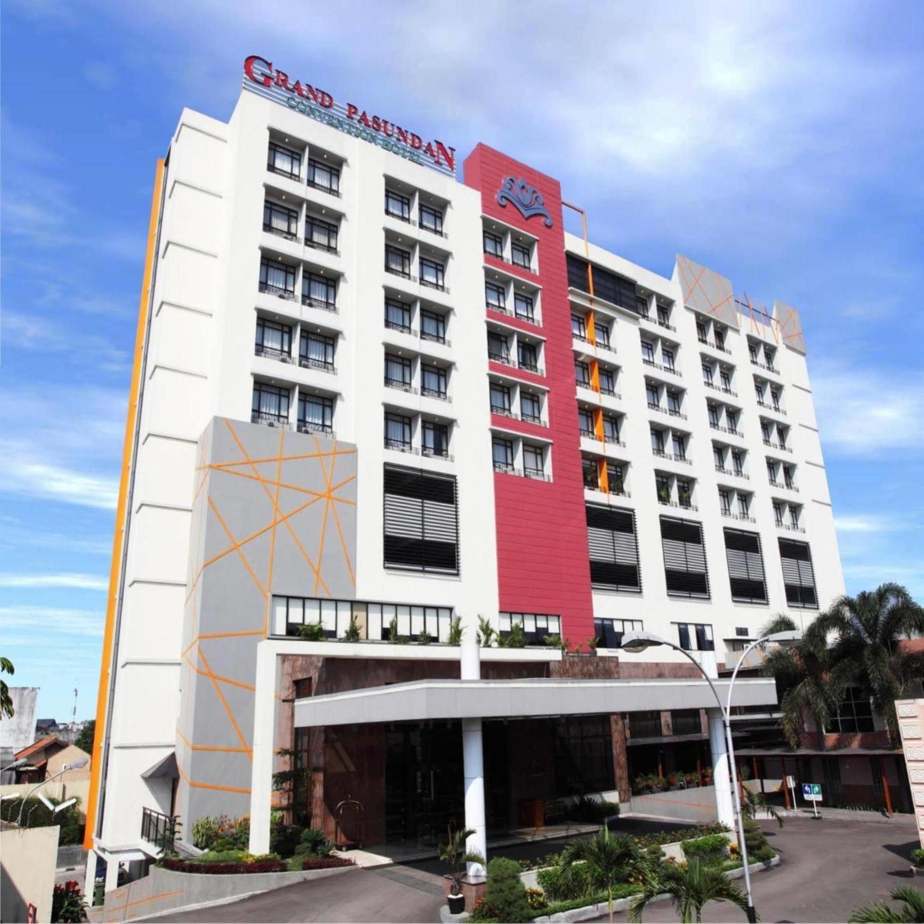 Grand Pasundan Convention Hotel Bandung Buitenkant foto