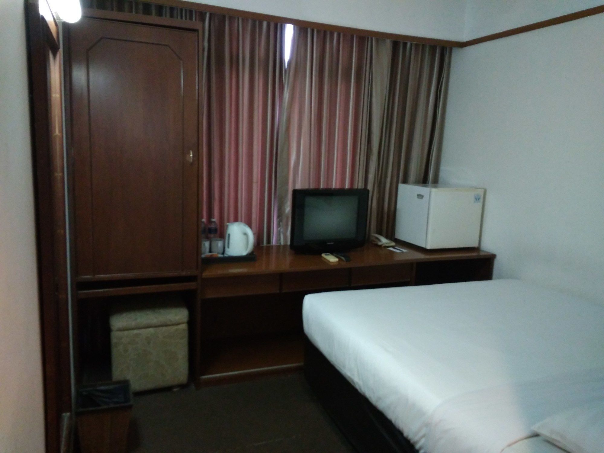 Grand Pasundan Convention Hotel Bandung Buitenkant foto
