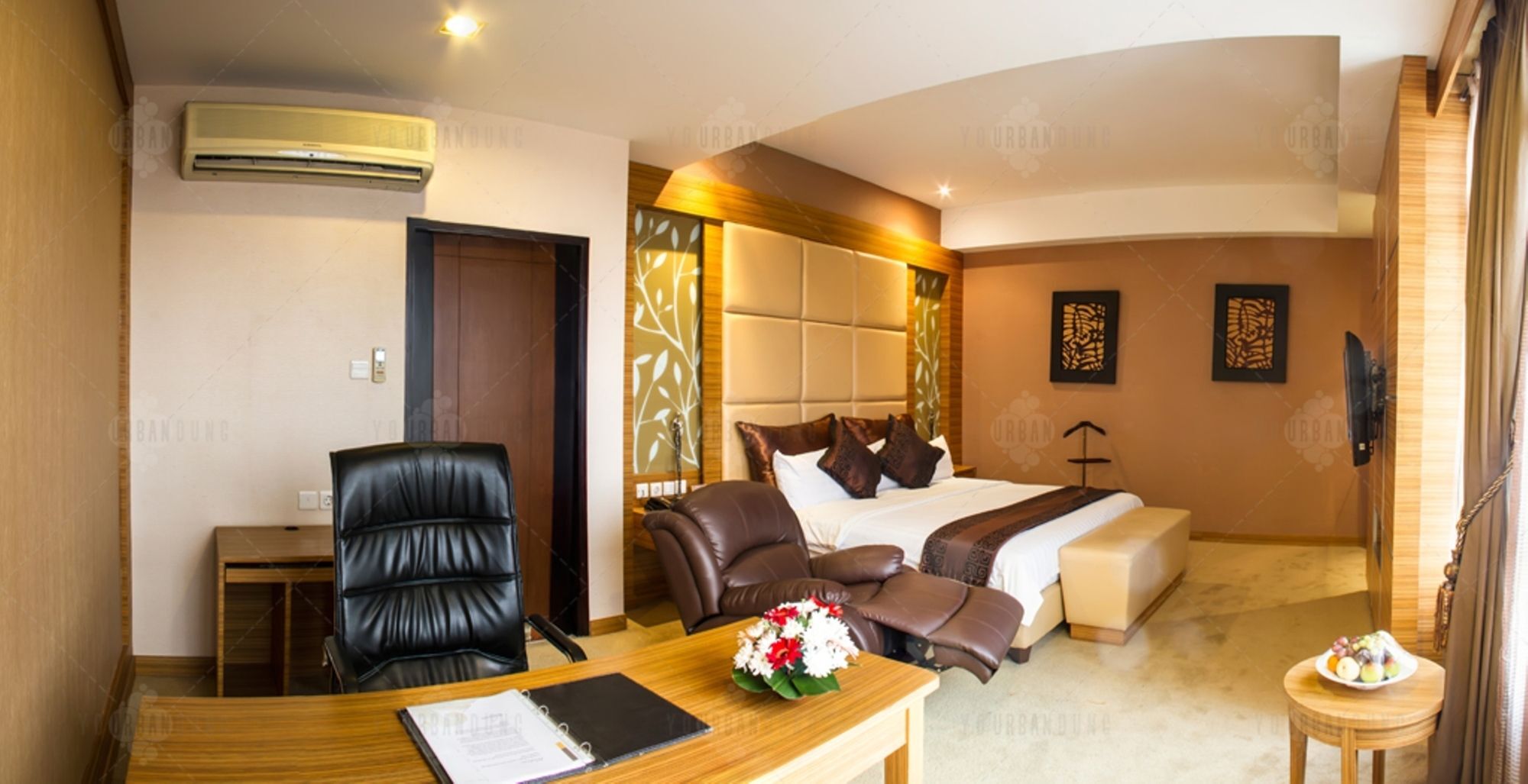 Grand Pasundan Convention Hotel Bandung Buitenkant foto