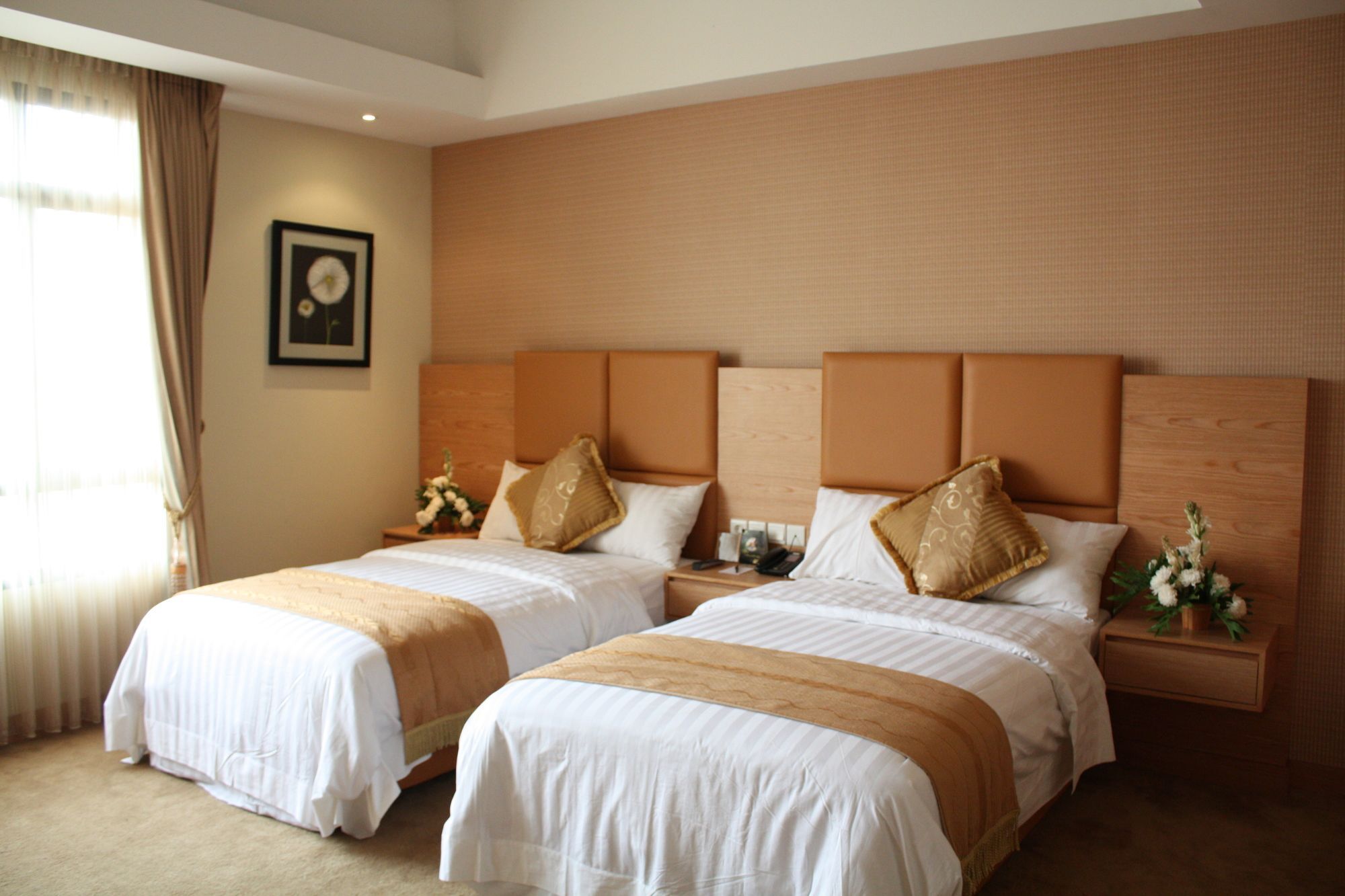 Grand Pasundan Convention Hotel Bandung Buitenkant foto