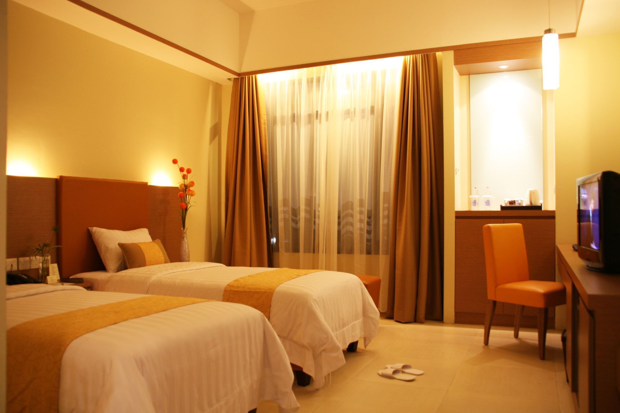 Grand Pasundan Convention Hotel Bandung Buitenkant foto